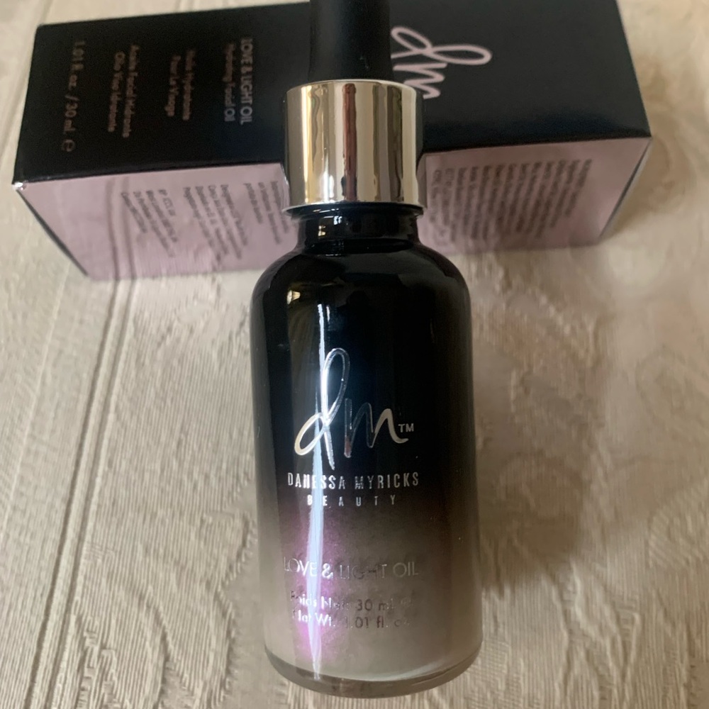 Danessa Myricks Beauty Love & Light Face Oil in Eternal Flame BNIB
